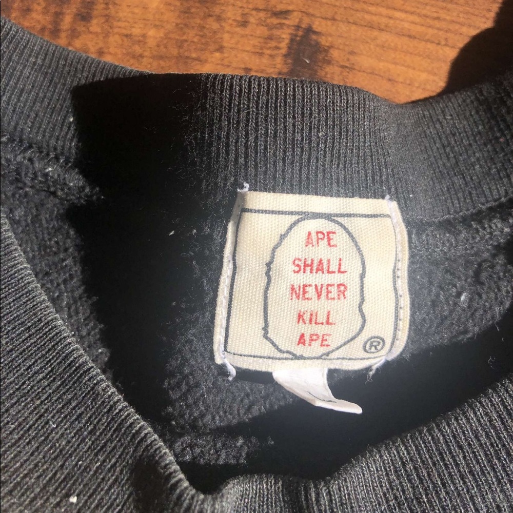 BAPE BLACK CREWNECK - Picture 2 of 3